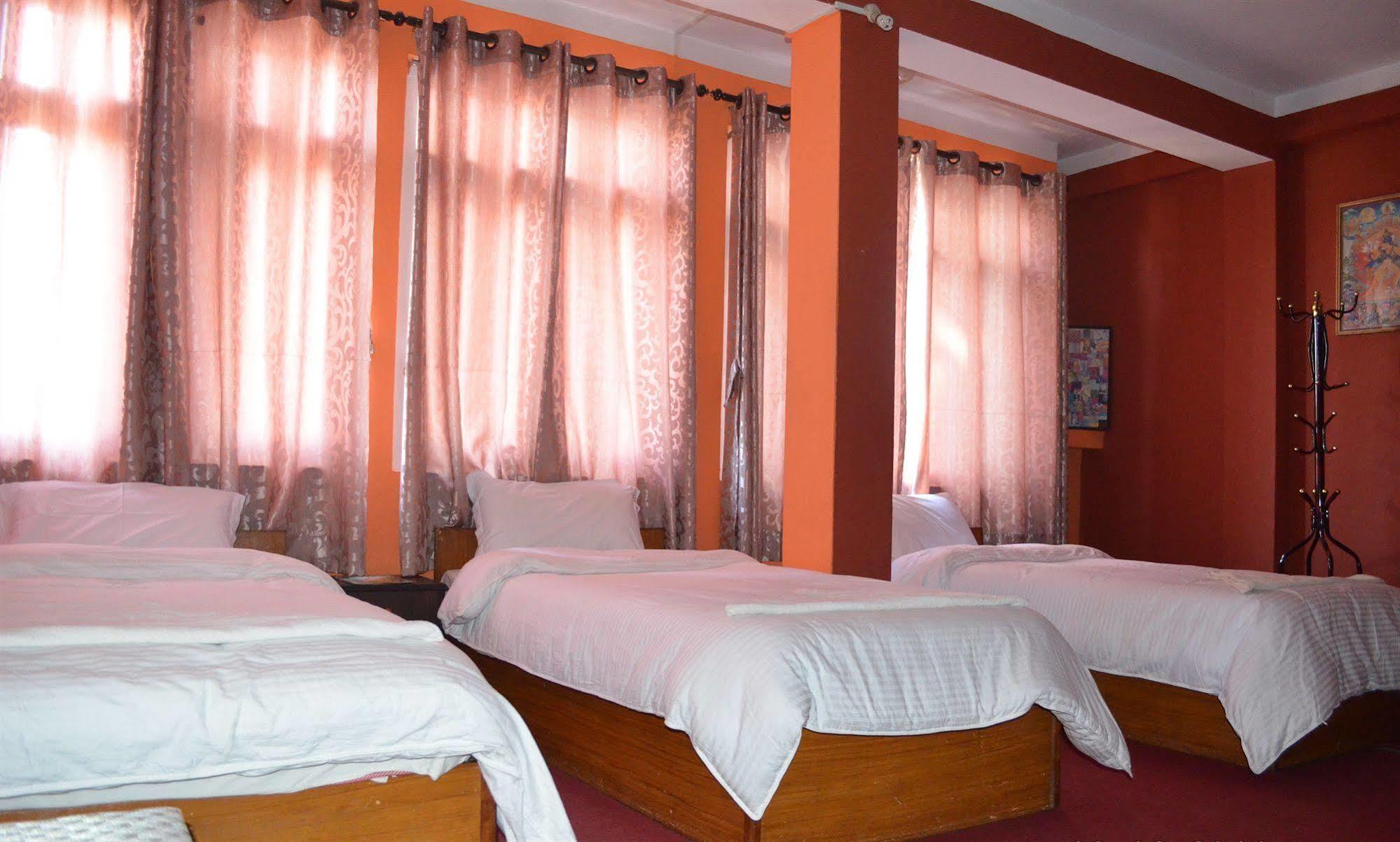 Hotel Silver Home Katmandú Exterior foto